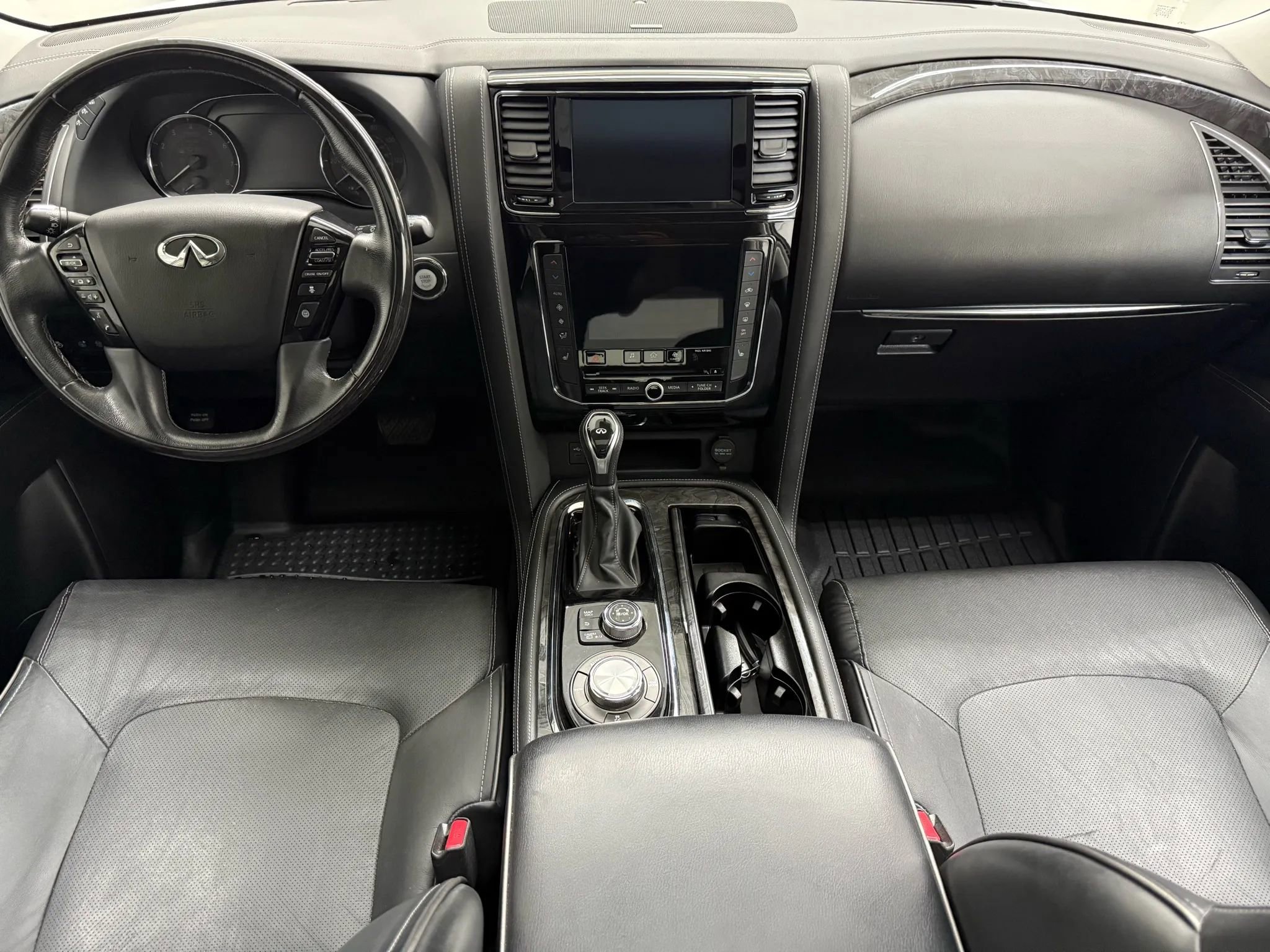 Used 2020 INFINITI QX80 Luxe w/ Proassist Package image 2