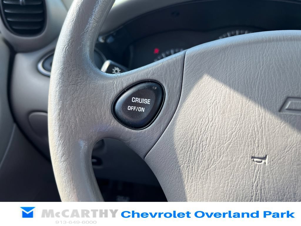 Used 2003 Chevrolet Malibu V6 w/ Preferred Equipment Group 1 FWD image 12