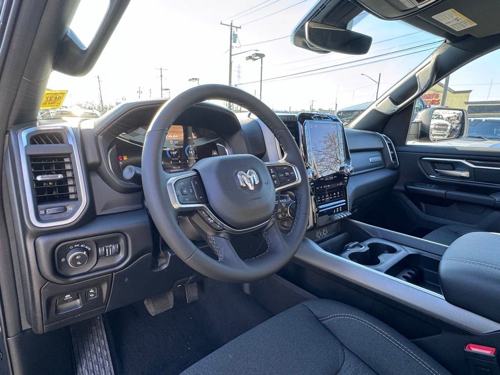 New 2026 RAM 1500 4x4 Crew Cab image 13