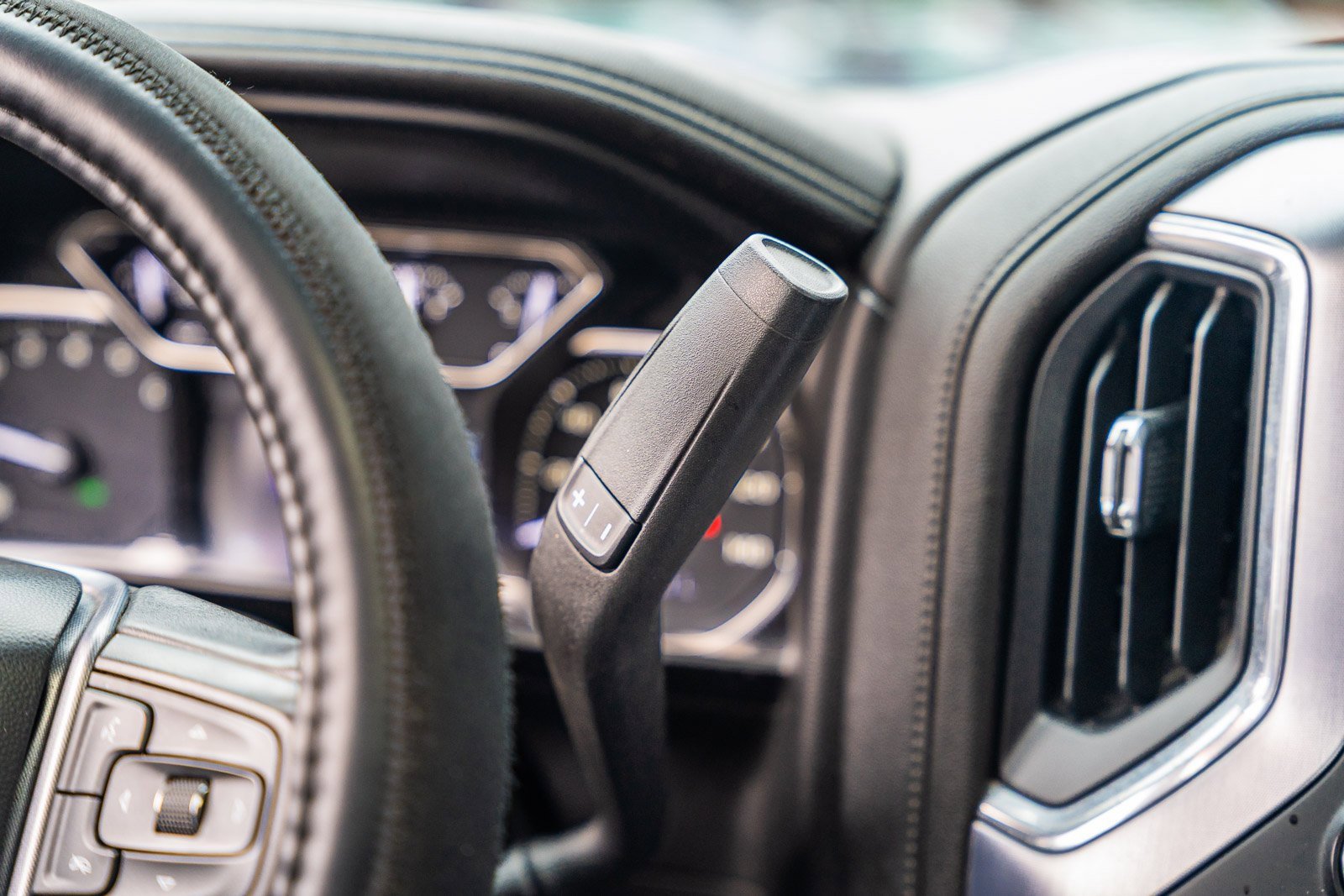 Used 2019 GMC Sierra 1500 SLT w/ SLT Premium Plus Package image 31