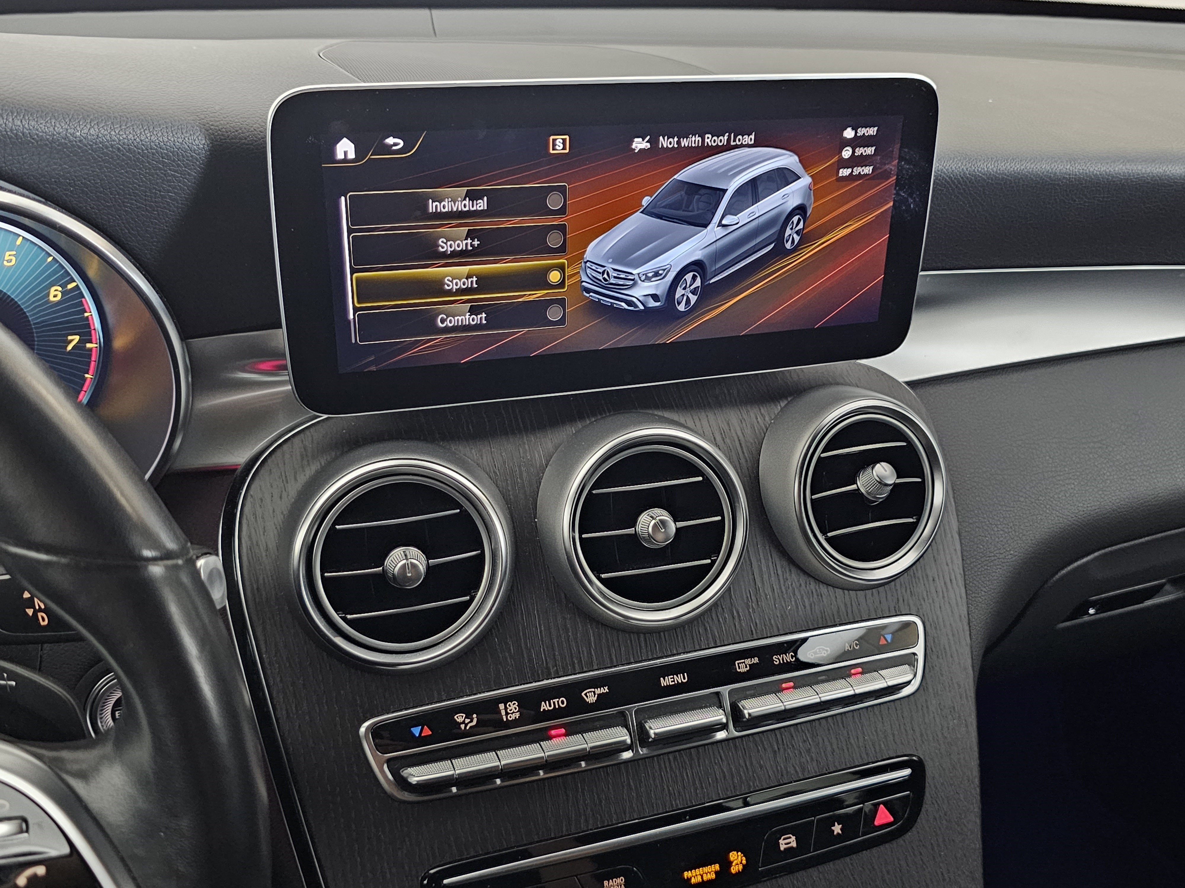 Certified 2022 Mercedes-Benz GLC 300 4MATIC image 27