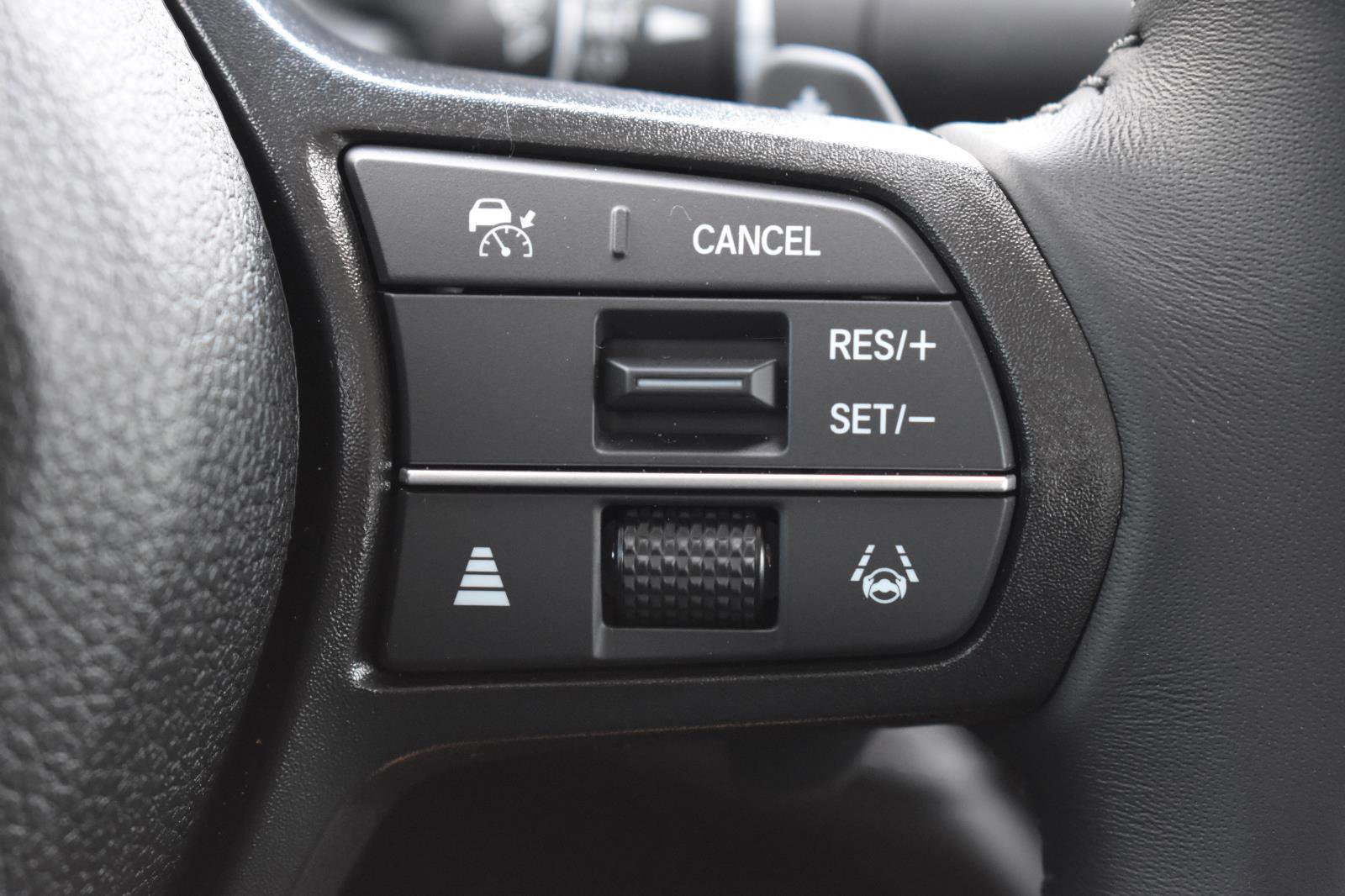 Used 2025 Honda Accord EX-L image 8