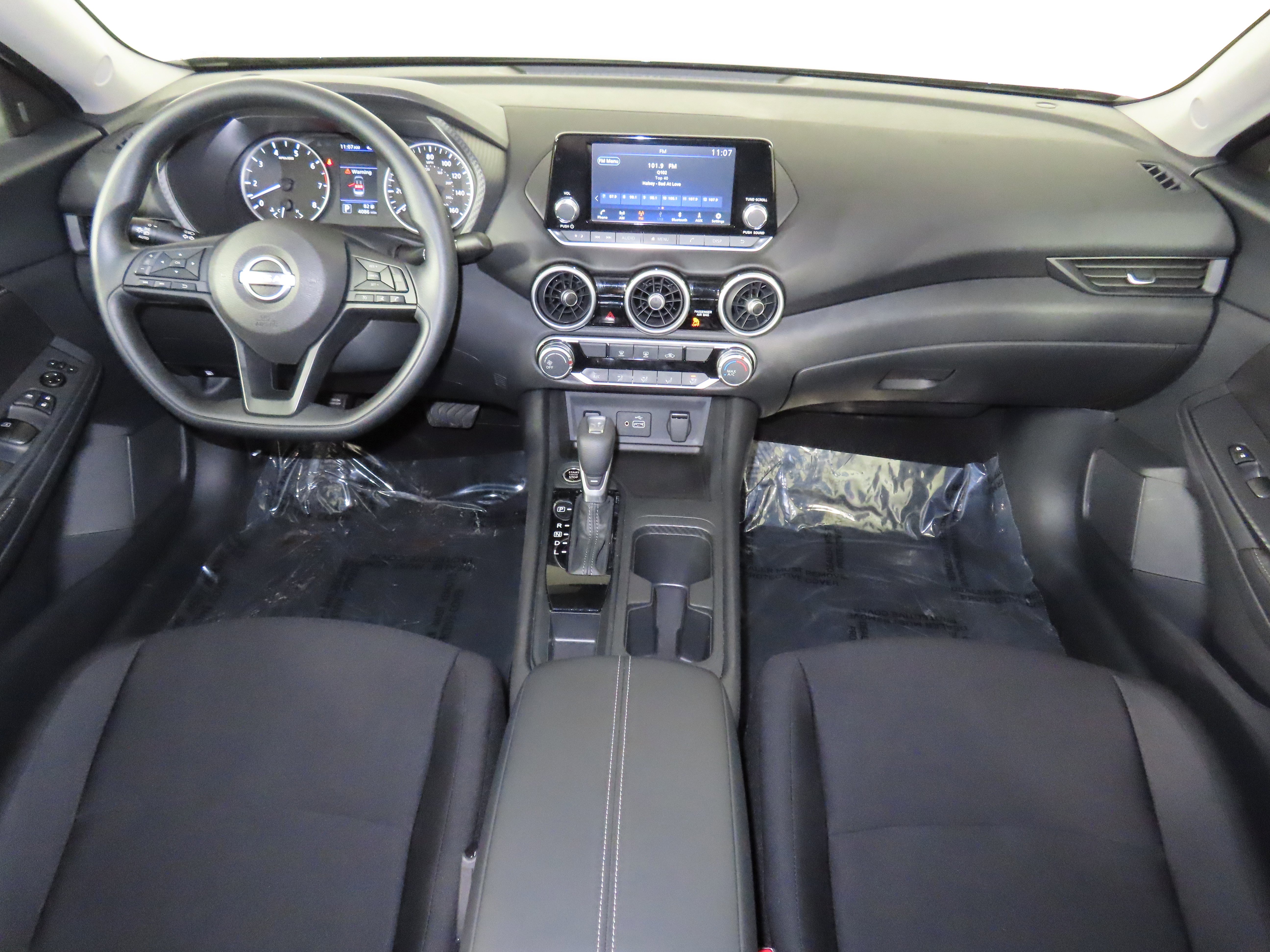 Used 2025 Nissan Sentra S image 10