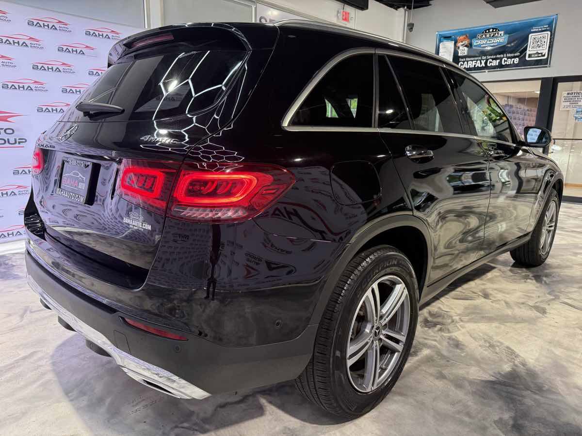 Used 2021 Mercedes-Benz GLC 300 4MATIC image 5