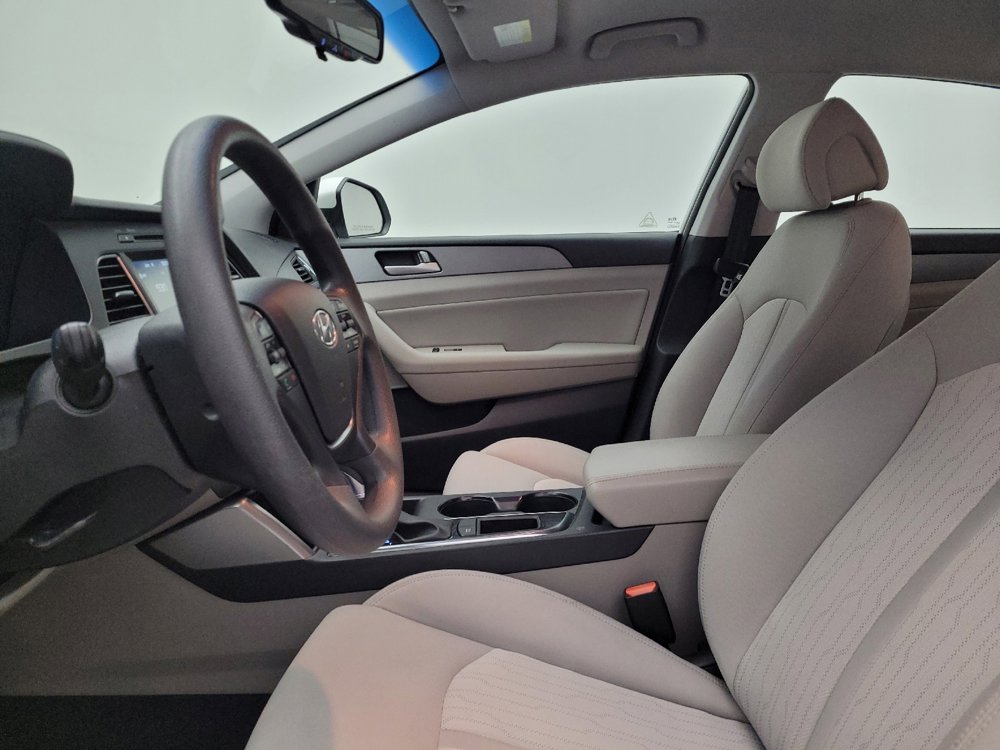 Used 2017 Hyundai Sonata SE image 17