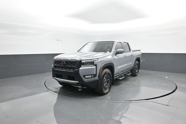 Used 2025 Nissan Frontier Pro-X w/ Pro Convenience Package image 3