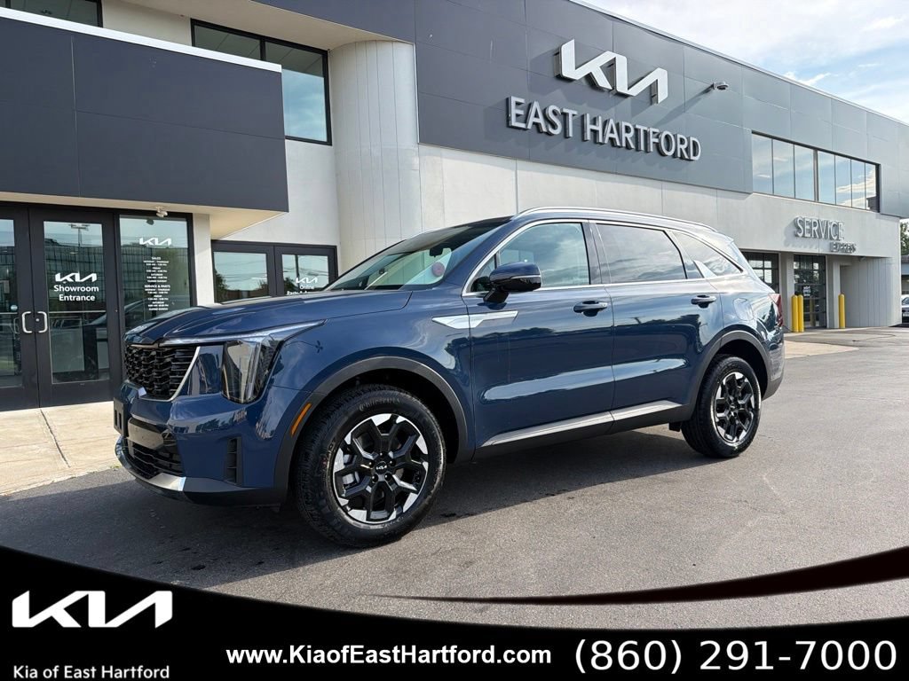 New 2026 Kia Sorento S w/ S Panoramic Sunroof Package