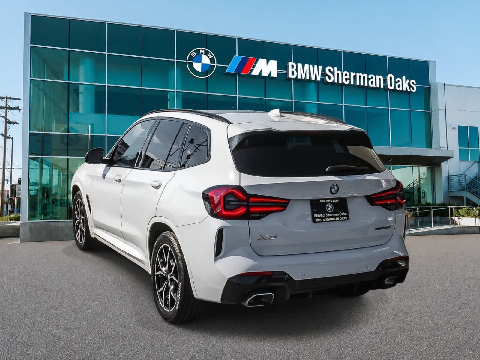 Used 2024 BMW X3 sDrive30i w/ Premium Package RWD image 6