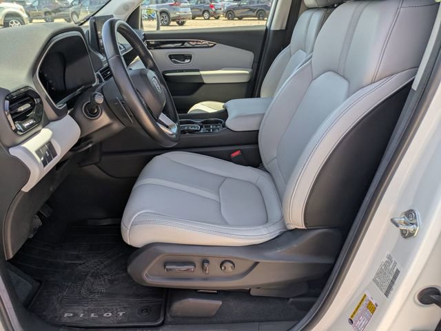 Used 2025 Honda Pilot EX-L image 13
