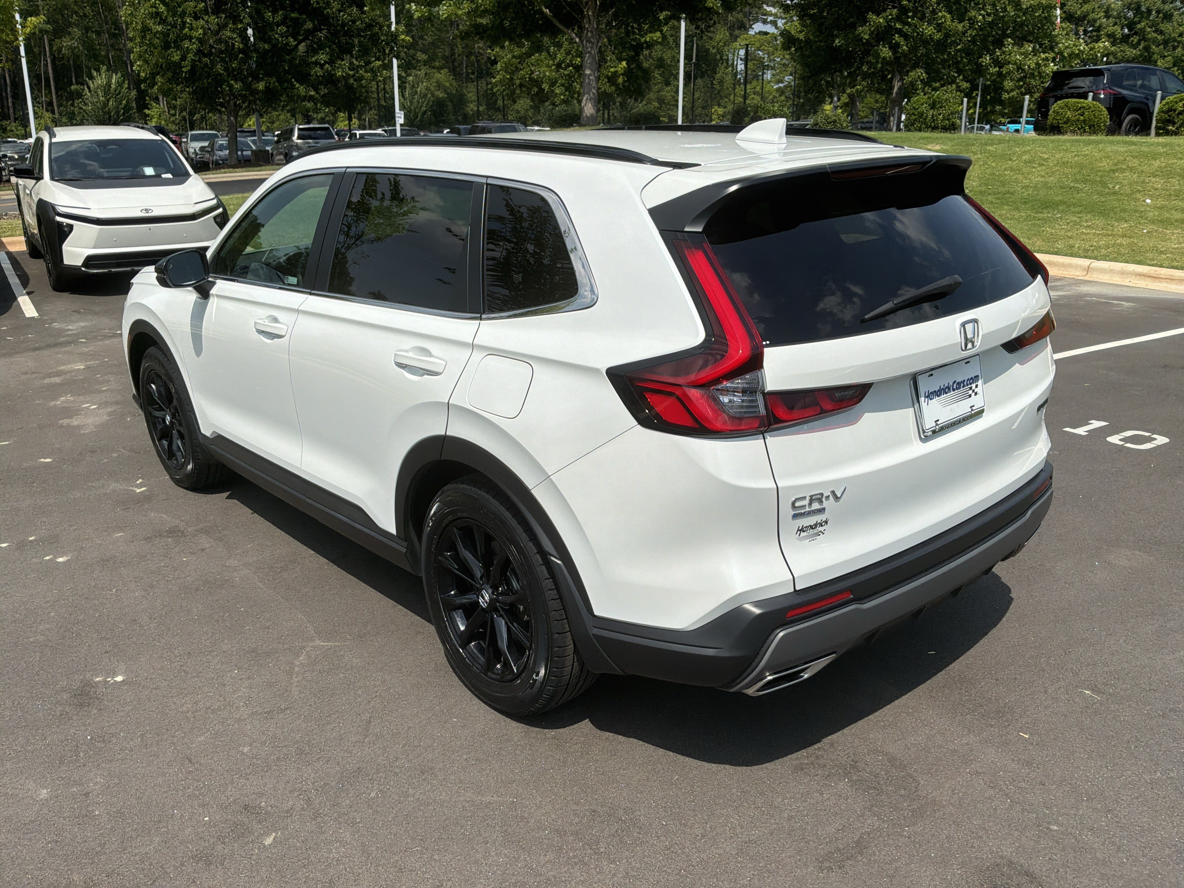 Used 2024 Honda CR-V Sport image 8