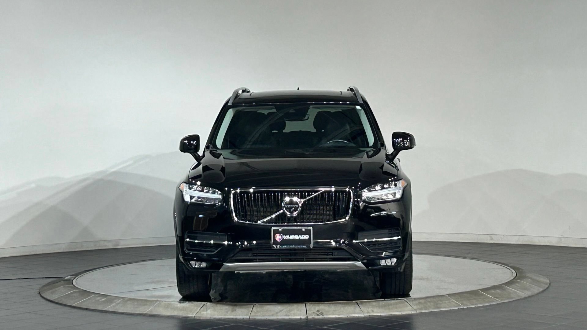 Used 2018 Volvo XC90 T5 Momentum w/ Convenience Package AWD/4WD image 3