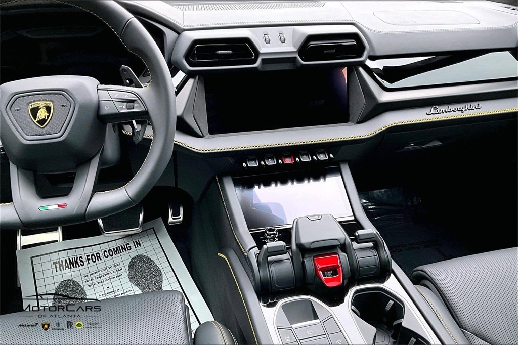 Used 2025 Lamborghini Urus SE image 8