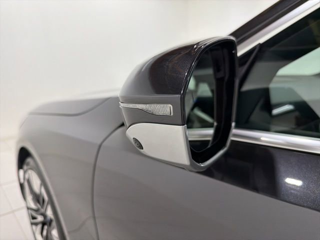Certified 2024 BMW 530i xDrive w/ Premium Package AWD/4WD image 9