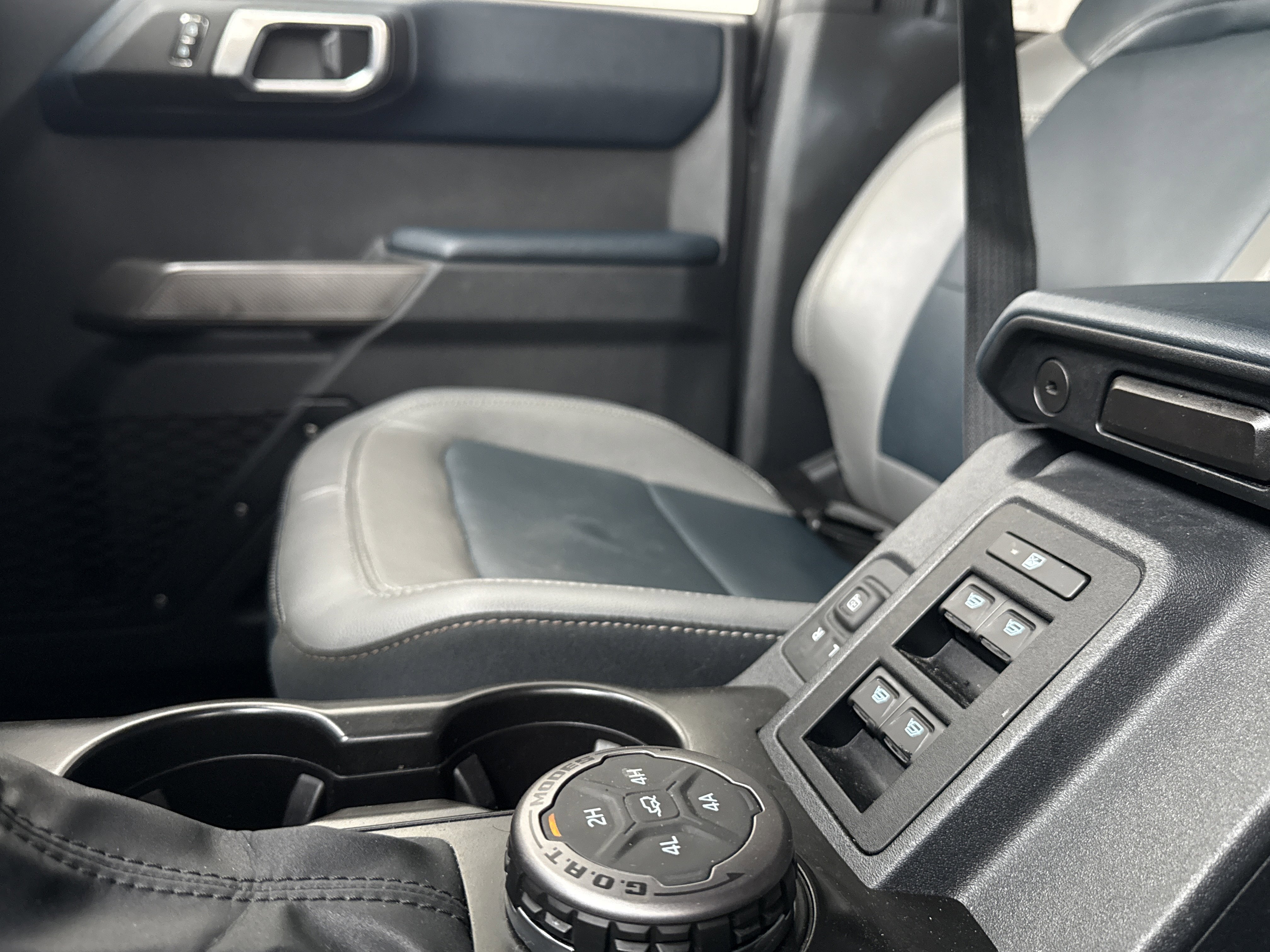 Used 2022 Ford Bronco Outer Banks image 16