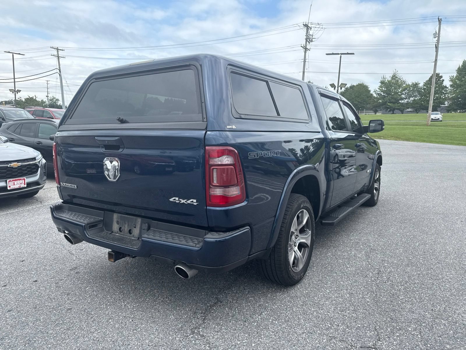 Used 2020 RAM 1500 Laramie w/ Sport Appearance Package AWD/4WD image 7