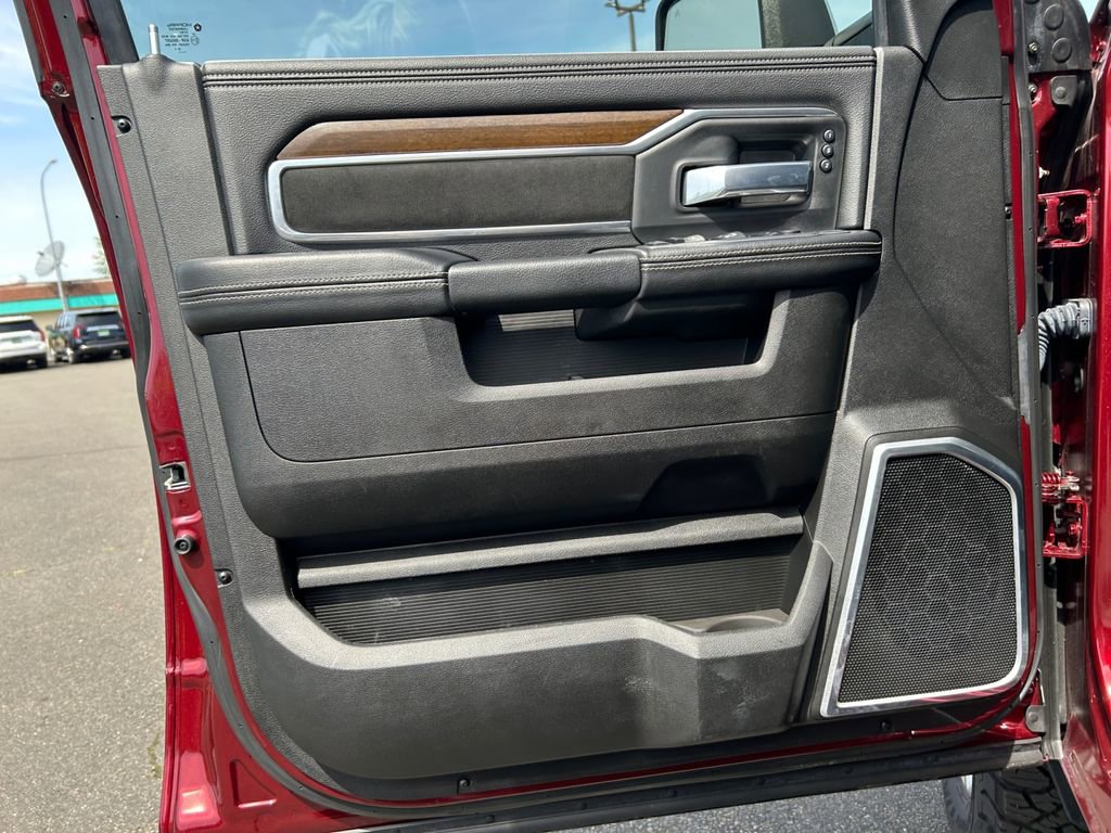 Used 2023 RAM 3500 Laramie image 23