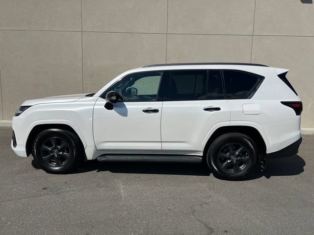 Used 2023 Lexus LX 600 4WD w/ Appearance Package image 4