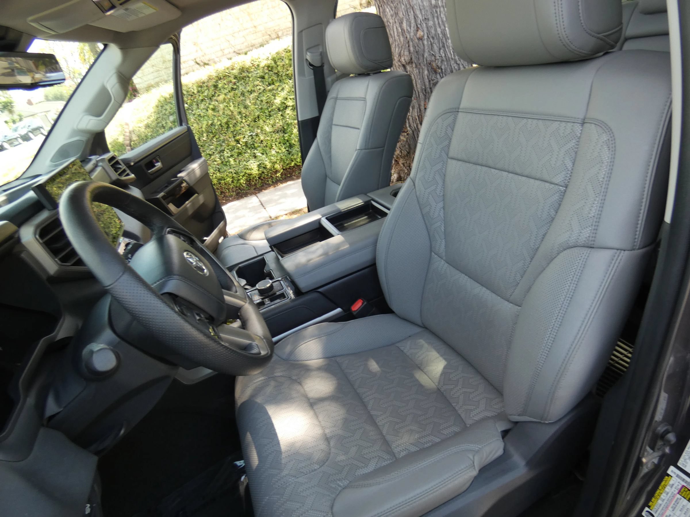 Used 2024 Toyota Tundra Limited w/ TRD Off-Road Package AWD/4WD image 62