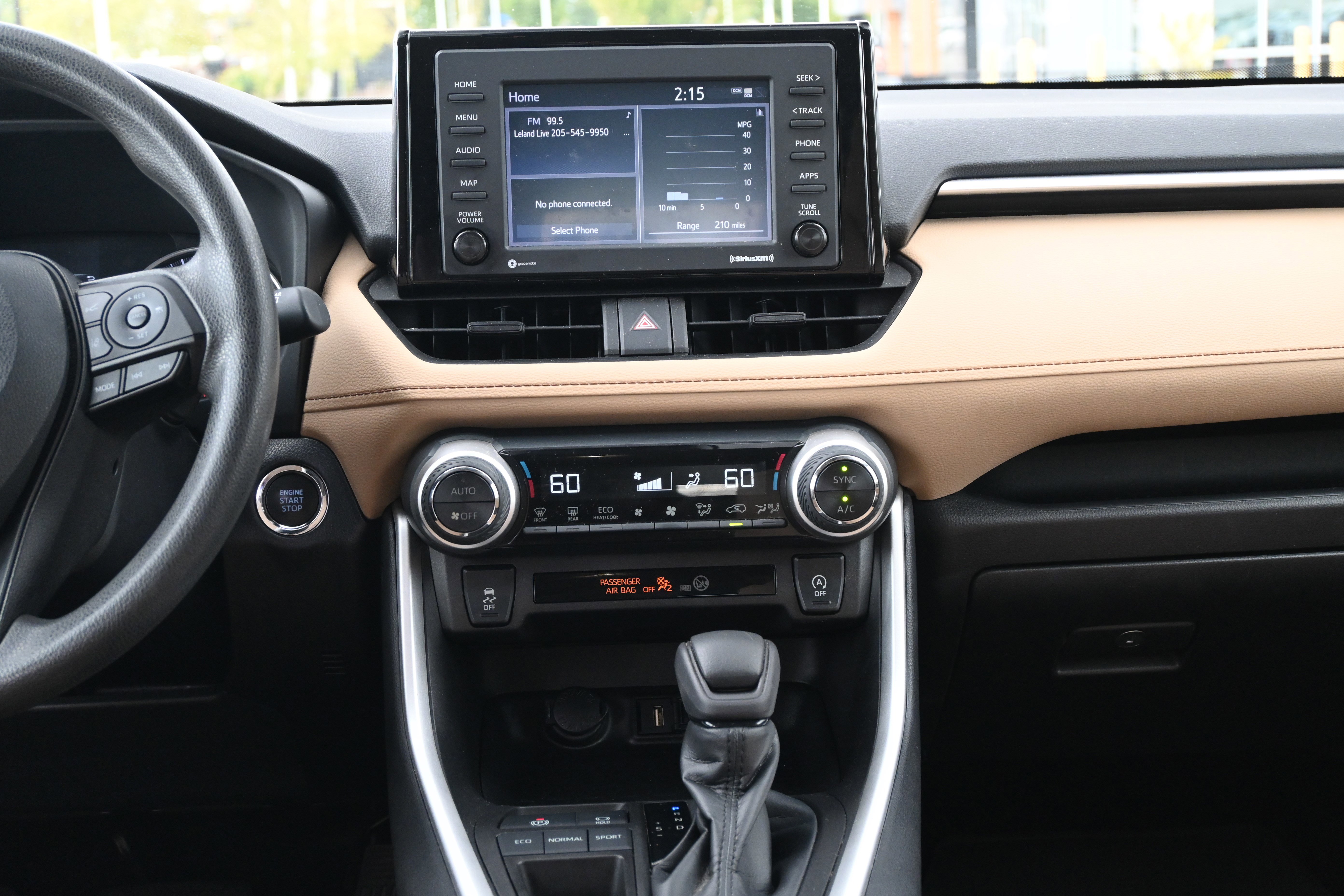 Used 2022 Toyota RAV4 XLE image 33