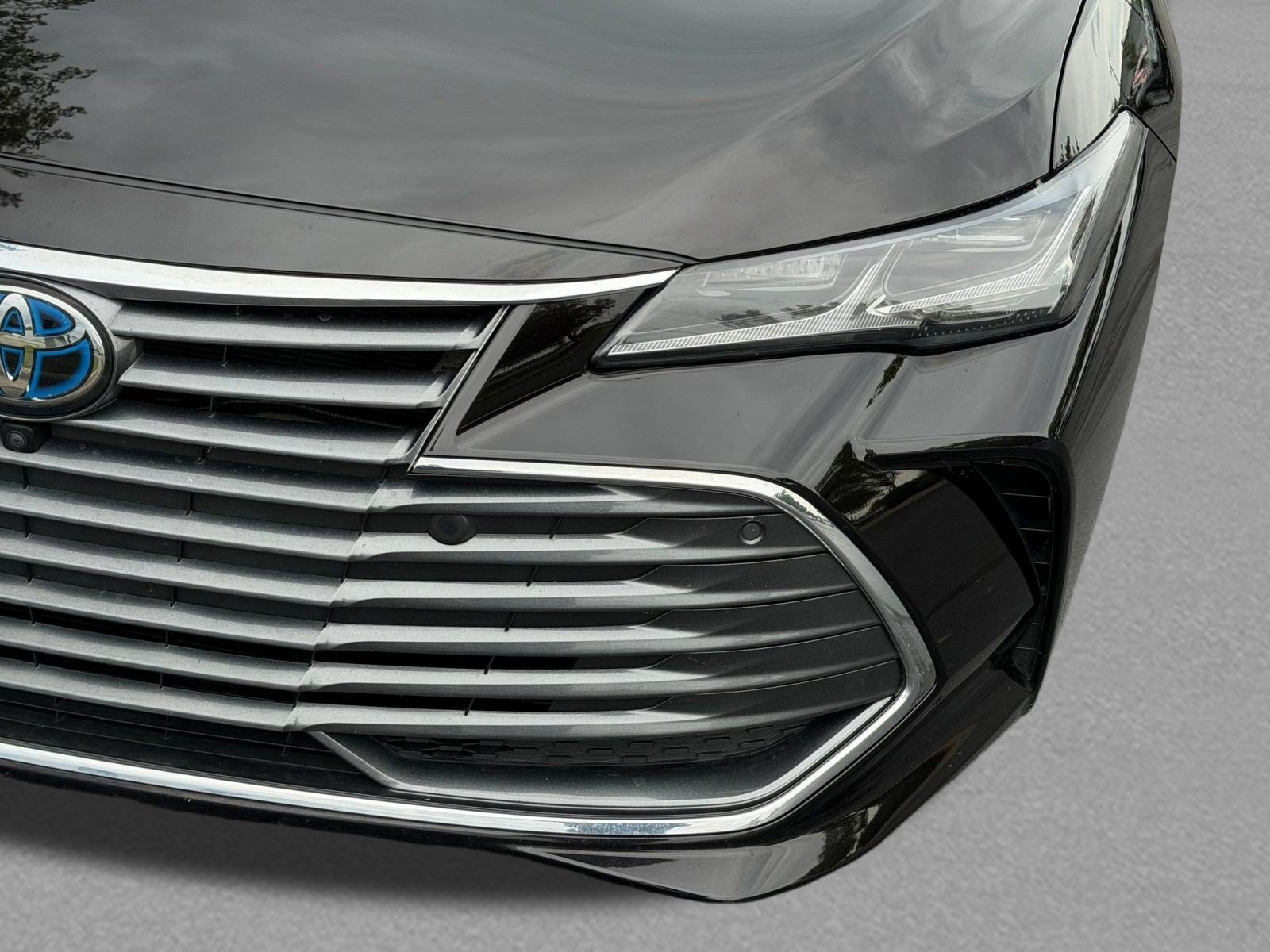 Used 2019 Toyota Avalon Limited w/ Advanced Safety Package FWD image 11