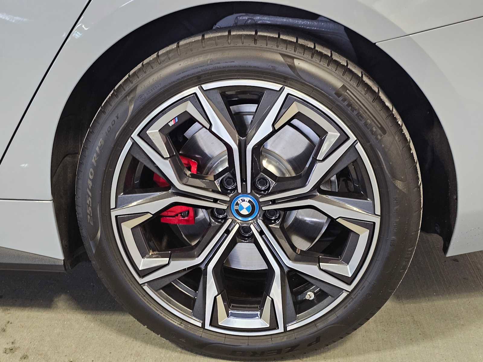 Used 2023 BMW i4 M50 w/ Premium Package image 8