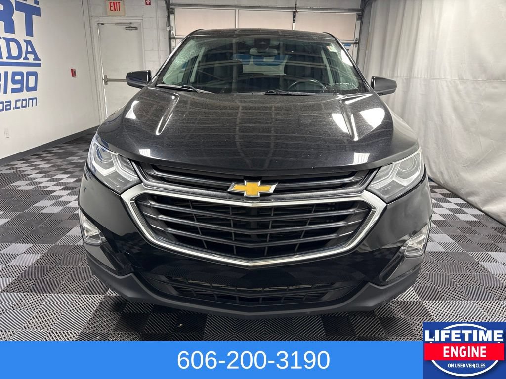 Used 2020 Chevrolet Equinox LT w/ Driver Convenience Package FWD image 3