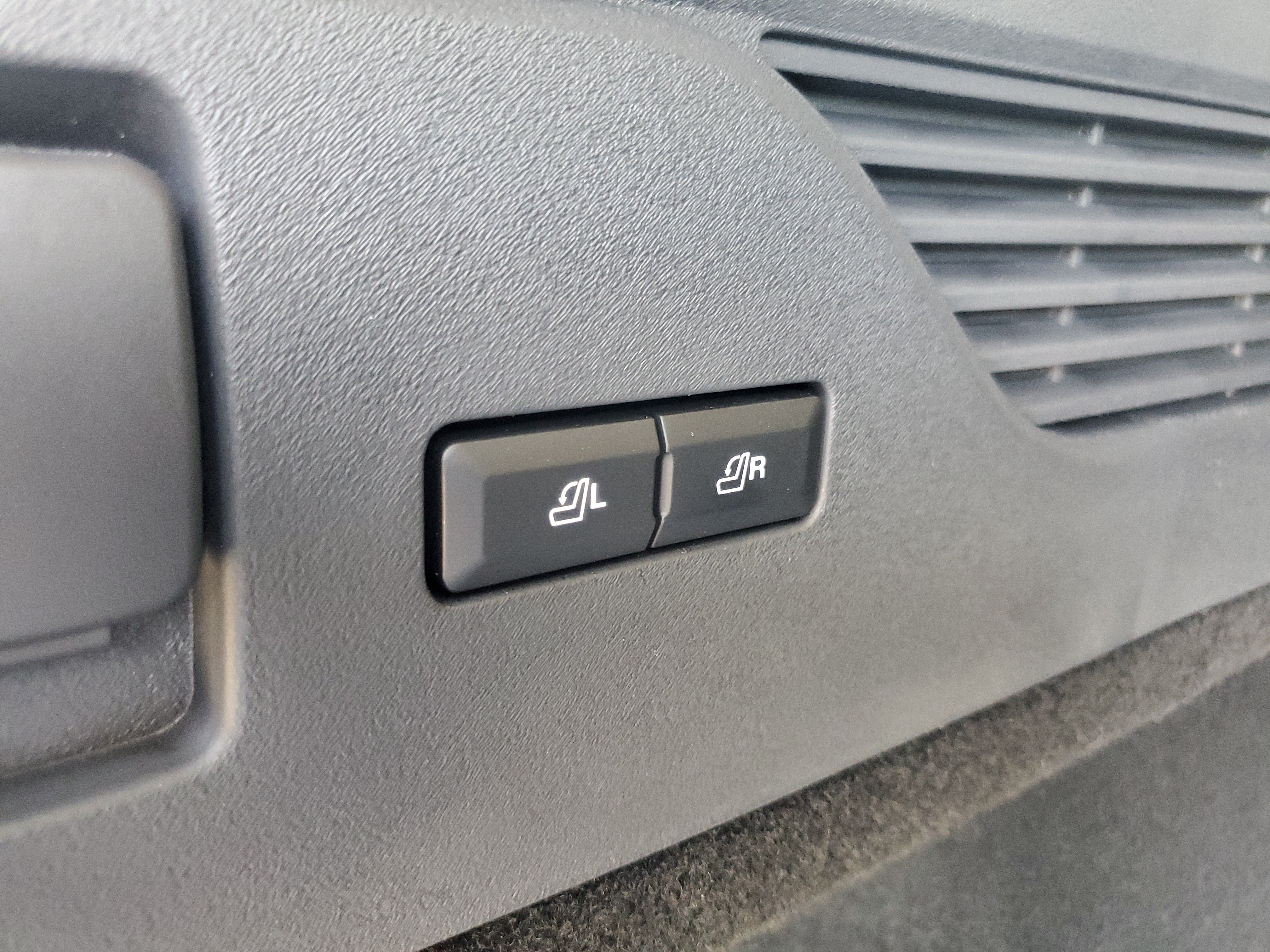 New 2026 Lincoln Nautilus Premier AWD/4WD image 31