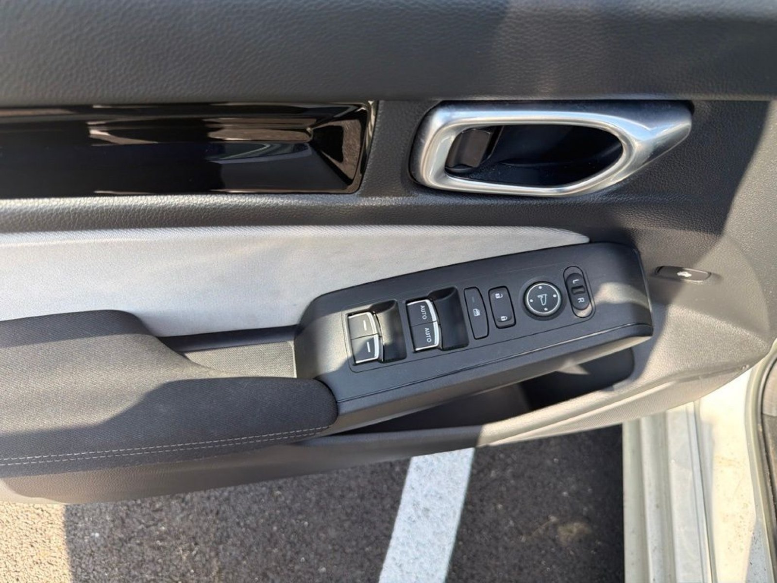 Certified 2024 Honda Civic EX image 7