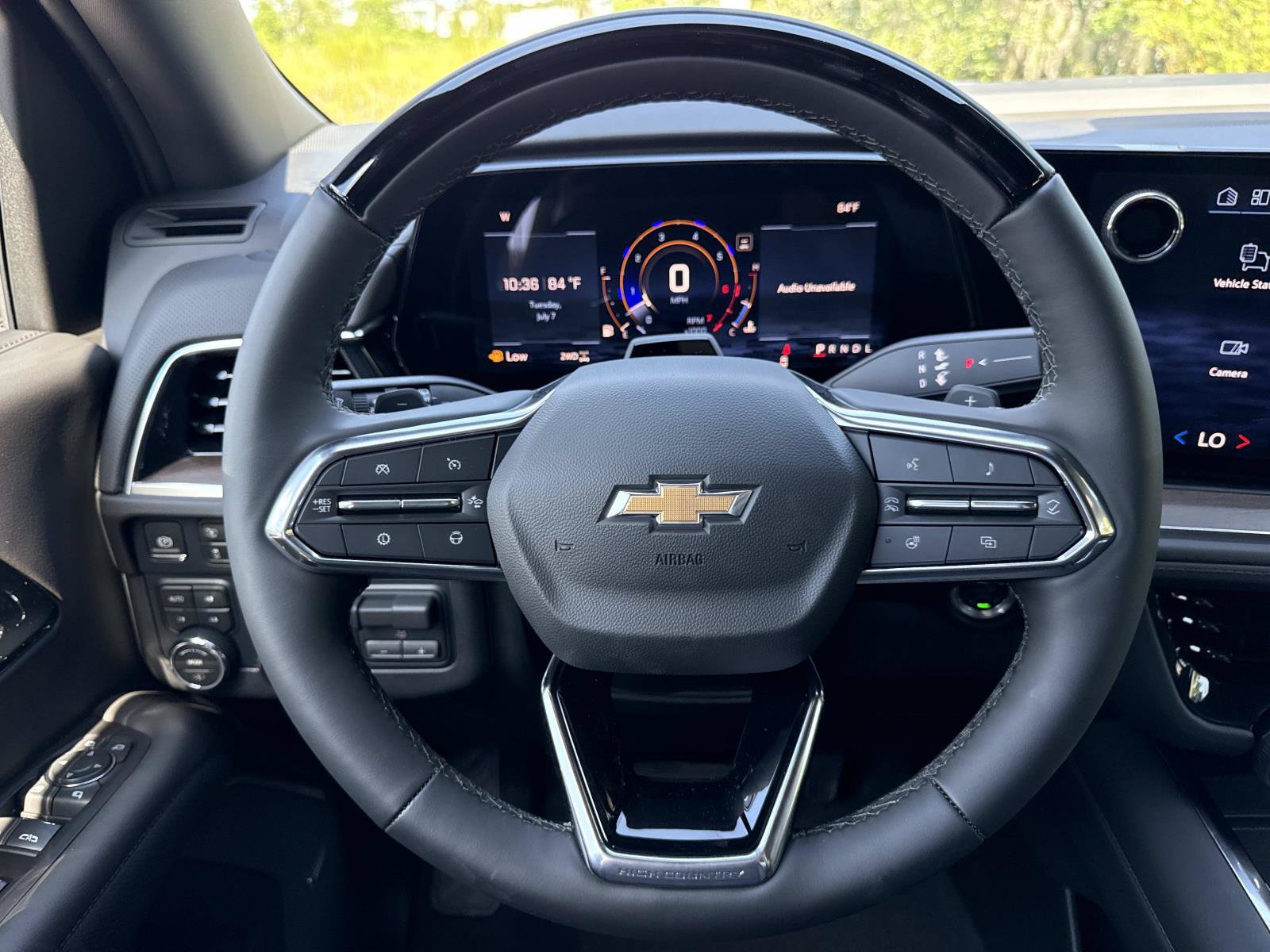 New 2026 Chevrolet Suburban High Country AWD/4WD image 15