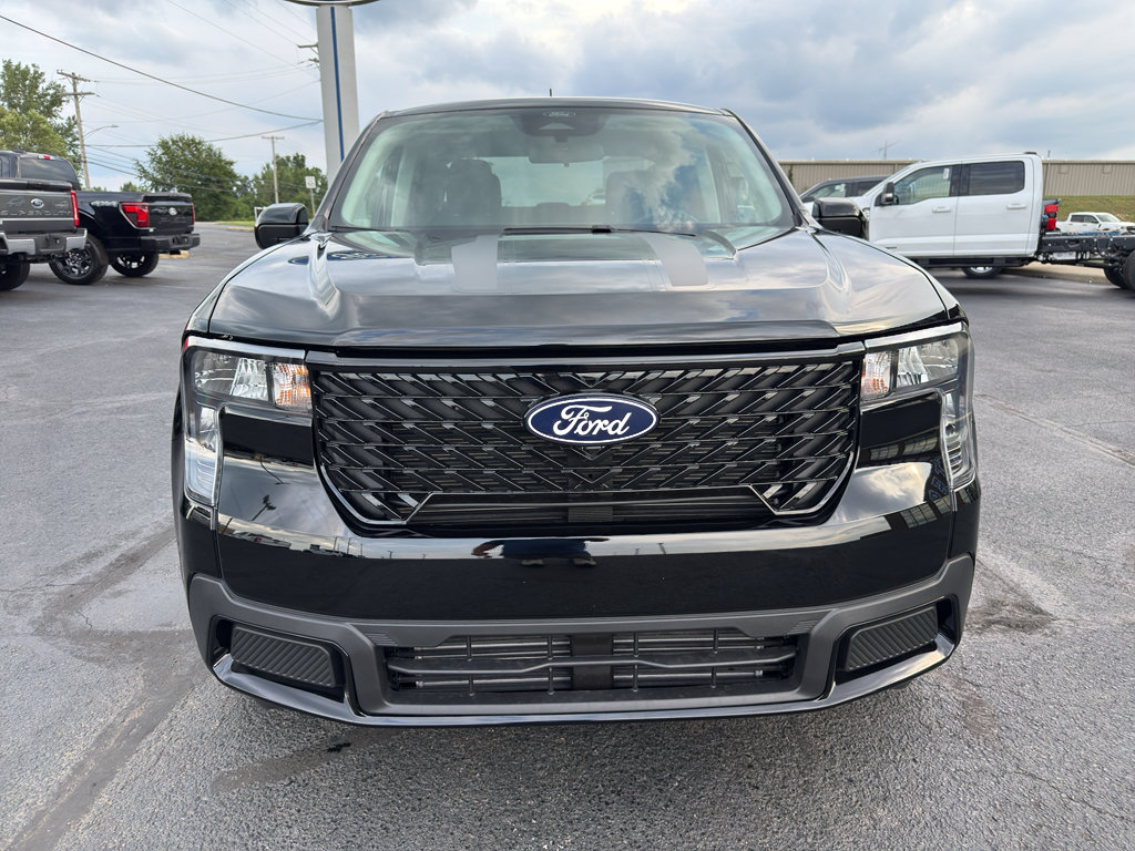 New 2026 Ford Maverick XLT w/ XLT Luxury Package AWD/4WD image 3