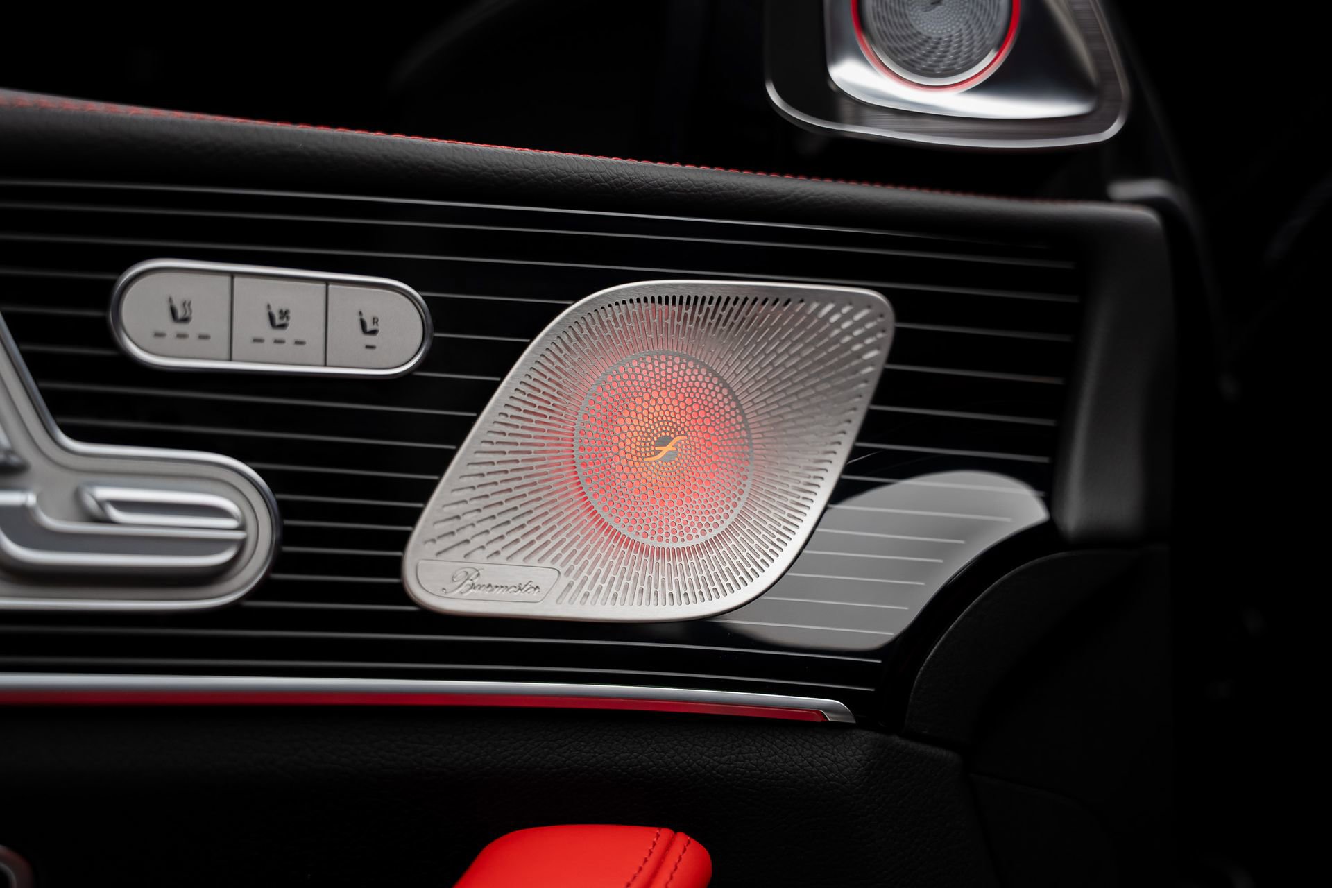 Used 2025 Mercedes-Benz GLE 53 AMG 4MATIC Coupe w/ AMG Night Package image 62