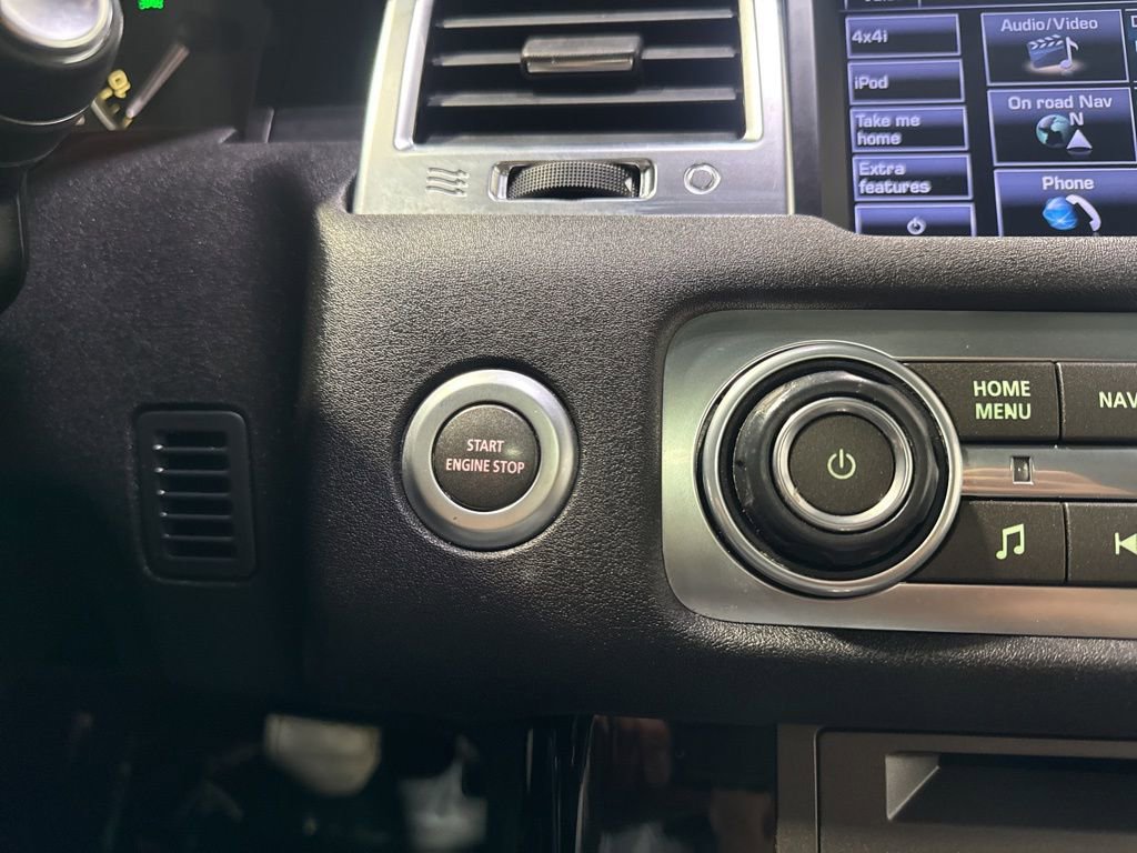 Used 2013 Land Rover Range Rover Sport HSE LUX w/ Luxury Interior Pkg AWD/4WD image 17