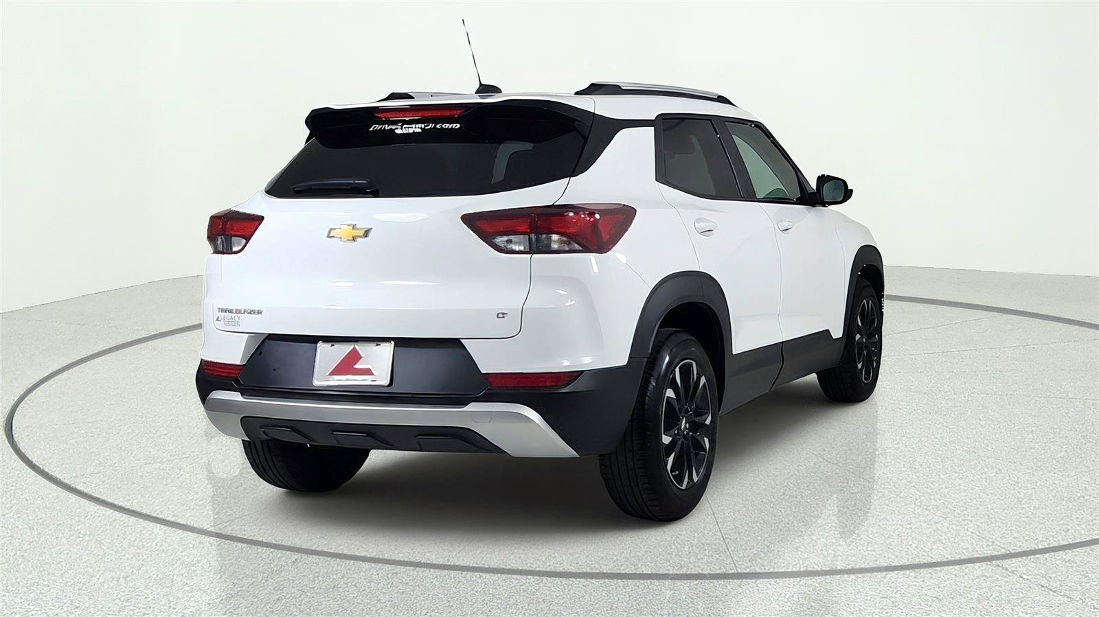 Used 2023 Chevrolet TrailBlazer LT FWD image 6