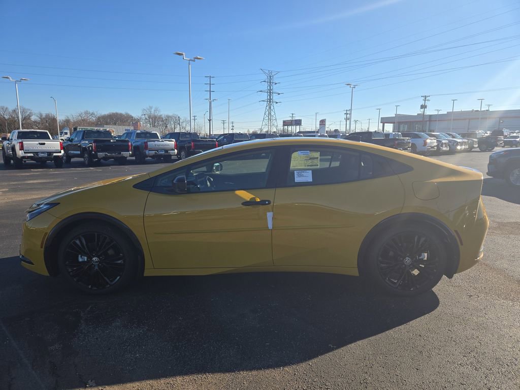 New 2026 Toyota Prius Plug-In Hybrid image 4