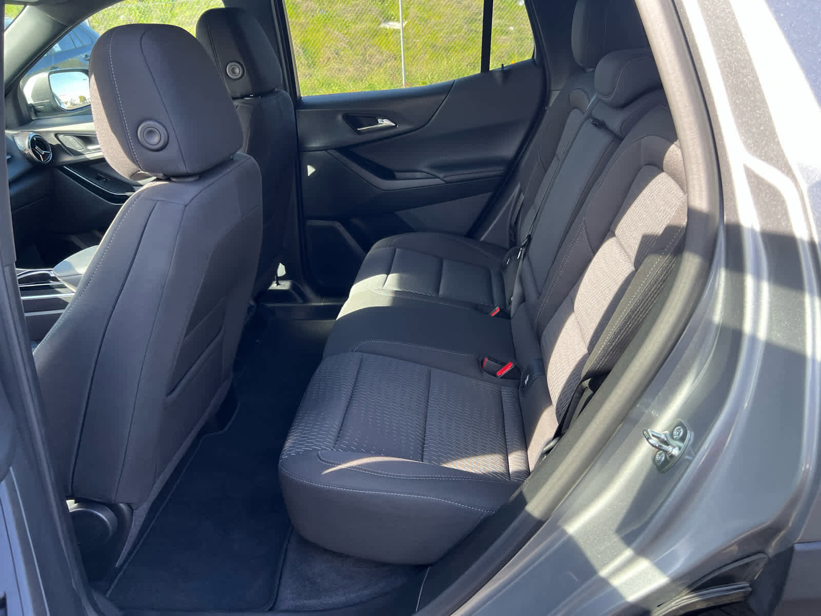 Used 2025 Chevrolet Equinox LT image 12