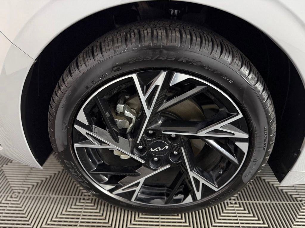 Used 2025 Kia K5 GT-Line image 12
