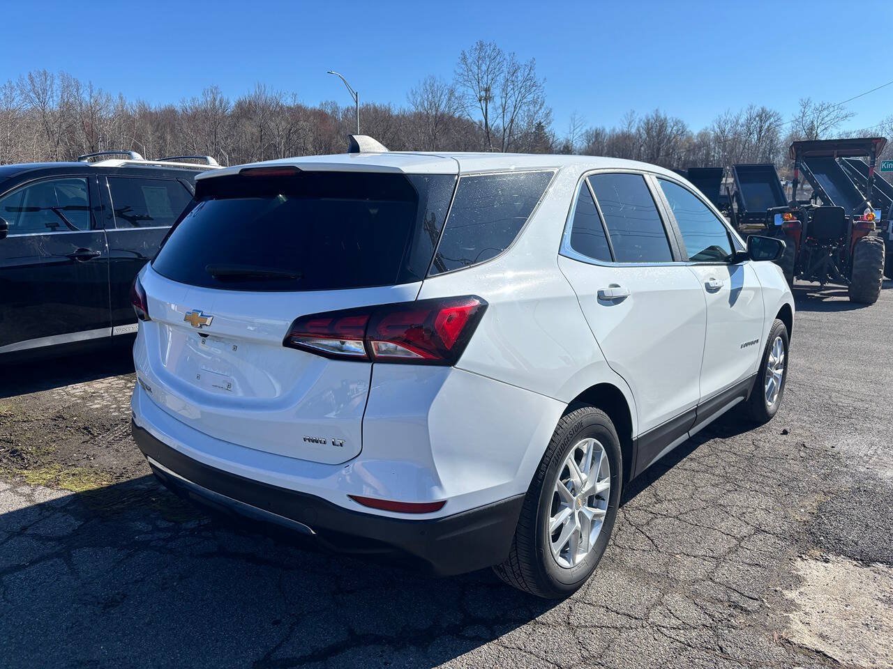 Used 2023 Chevrolet Equinox LT AWD/4WD image 4