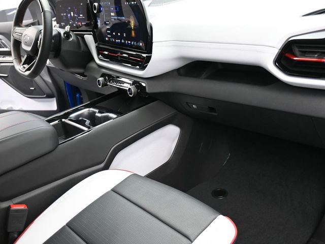 Used 2025 Chevrolet Silverado EV RST image 29