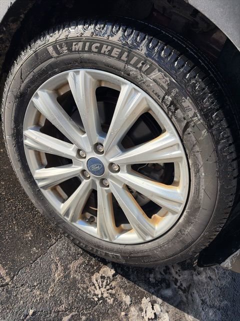 Certified 2019 Ford Escape SEL image 8