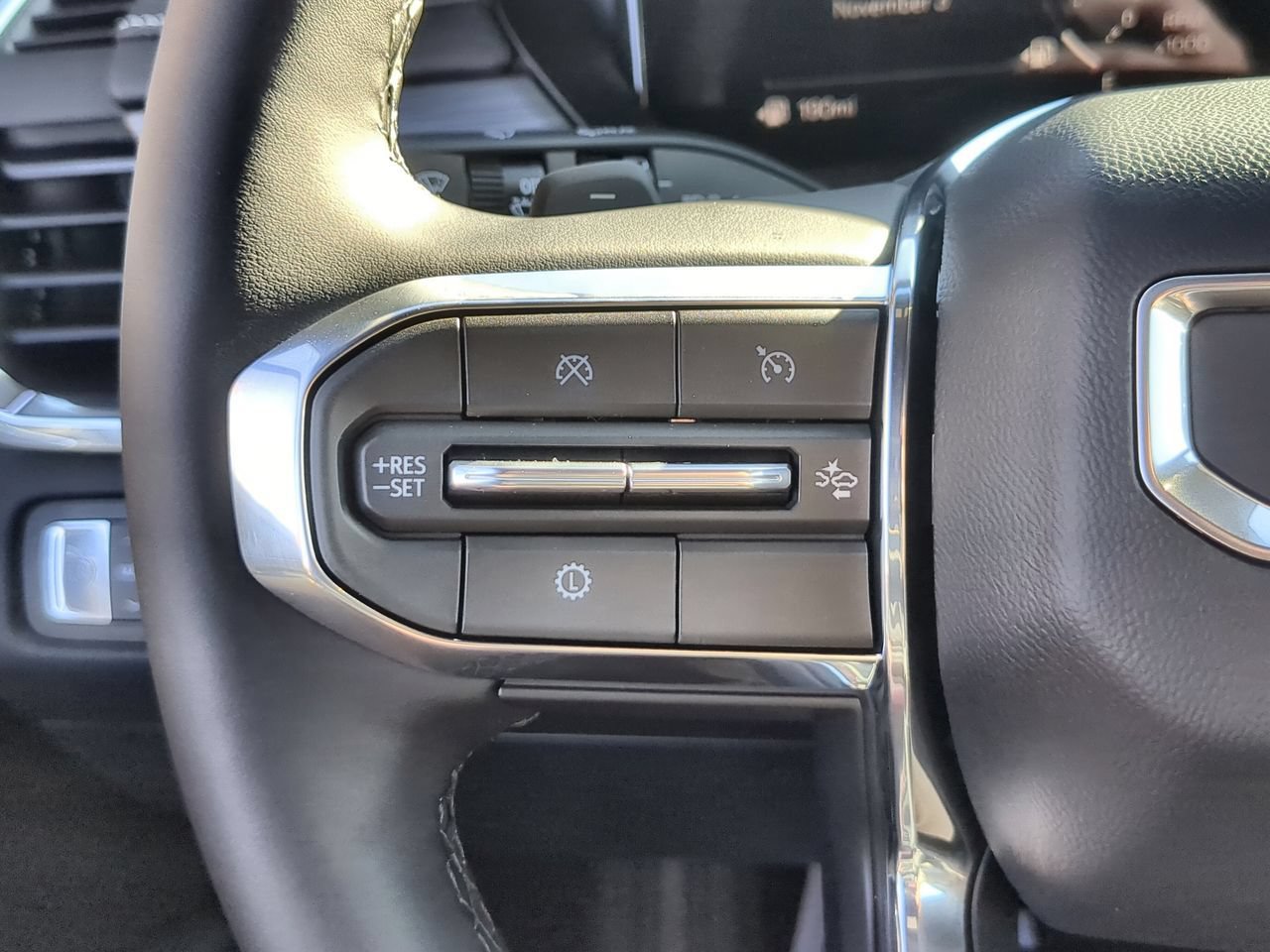 New 2026 GMC Acadia Elevation w/ Elevation Premium Package FWD image 35