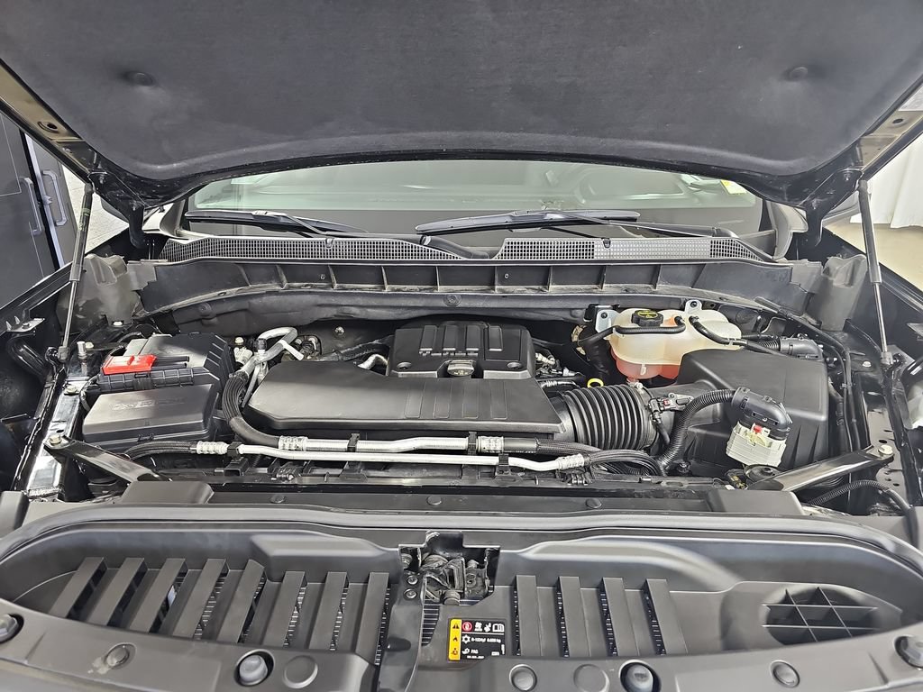 Certified 2025 Chevrolet Silverado 1500 LT AWD/4WD image 35