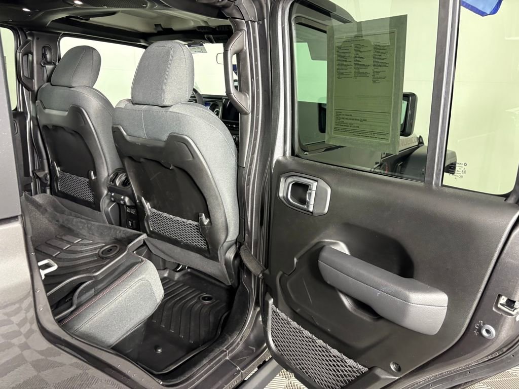 Used 2025 Jeep Gladiator Rubicon w/ Safety Group image 33