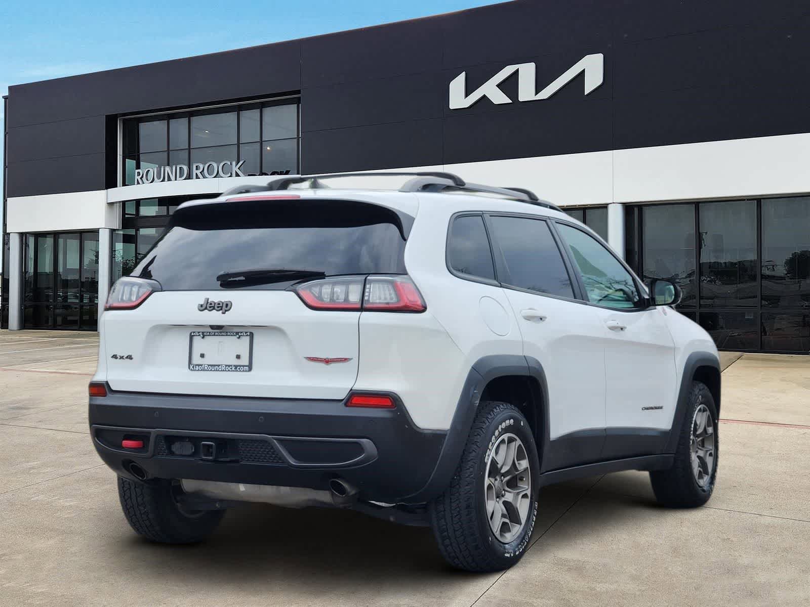 Used 2020 Jeep Cherokee Trailhawk w/ Comfort/Convenience Group AWD/4WD image 5