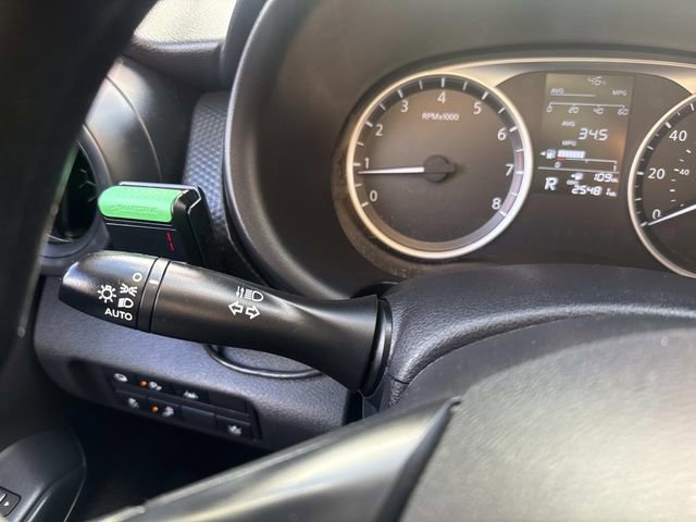 Used 2022 Nissan Kicks S image 30