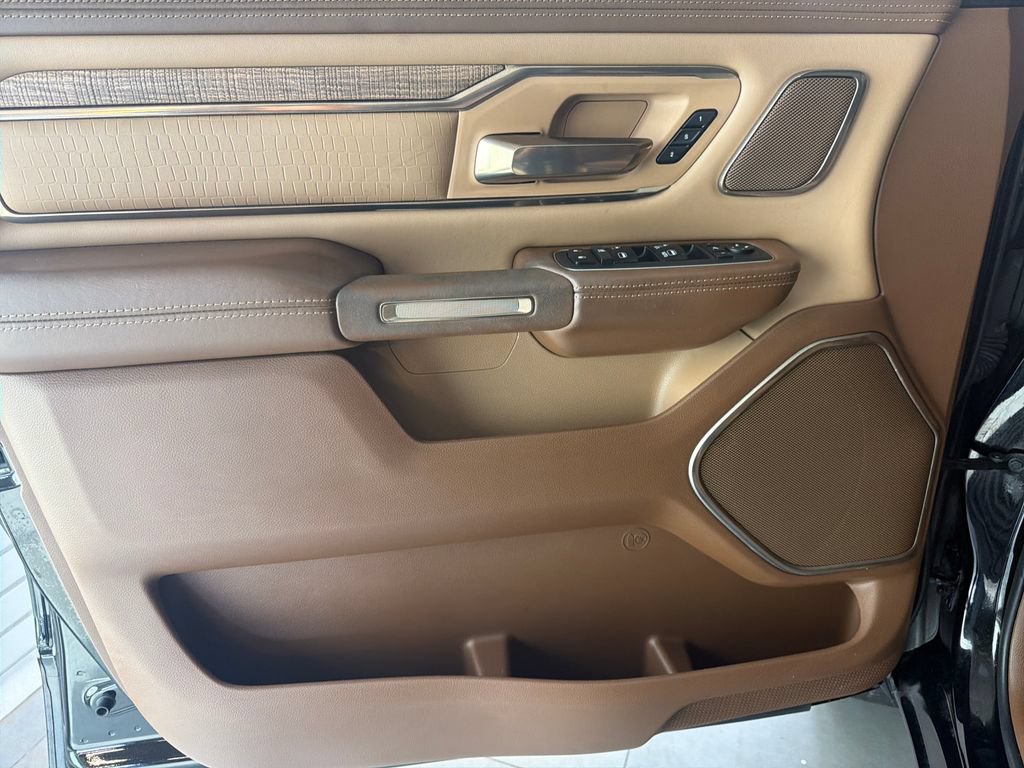 Used 2019 RAM 1500 Limited AWD/4WD image 14