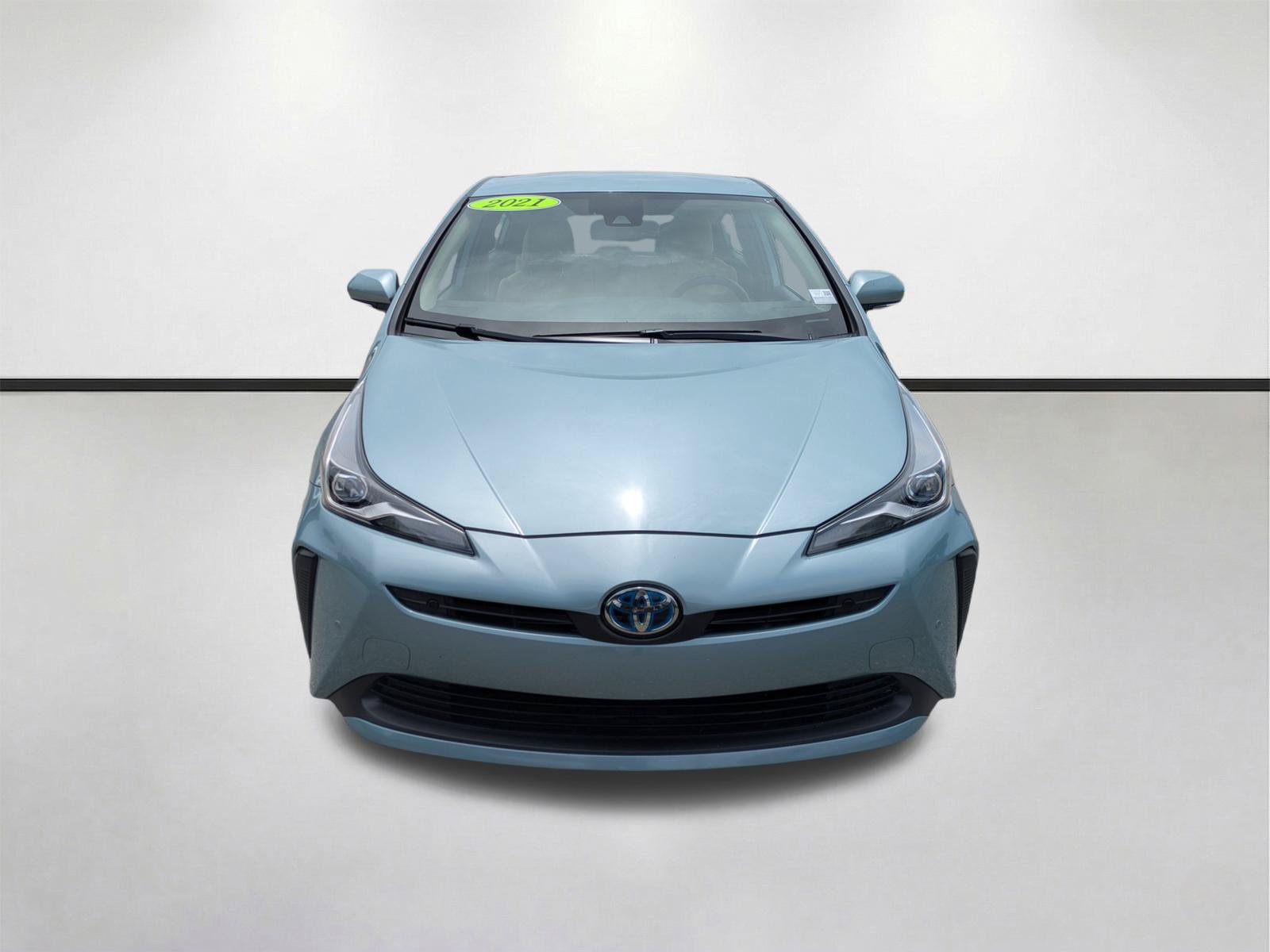 Used 2021 Toyota Prius XLE FWD image 9