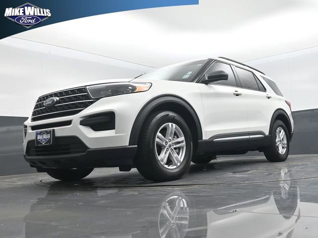 Used 2024 Ford Explorer XLT image 19