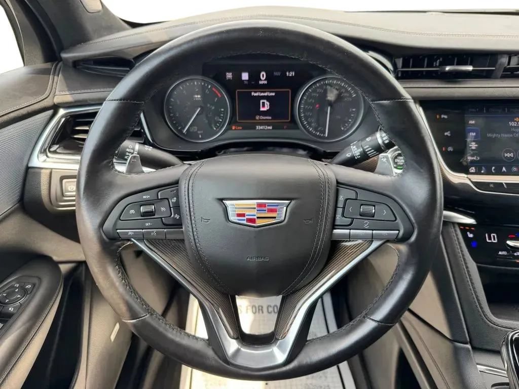 Used 2024 Cadillac XT6 Sport w/ Platinum Package AWD/4WD image 25