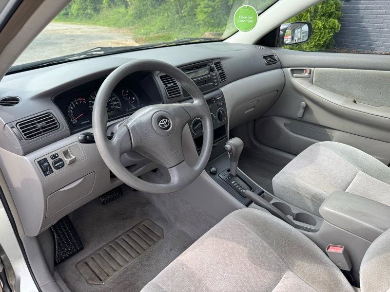 Used 2003 Toyota Corolla CE FWD image 15