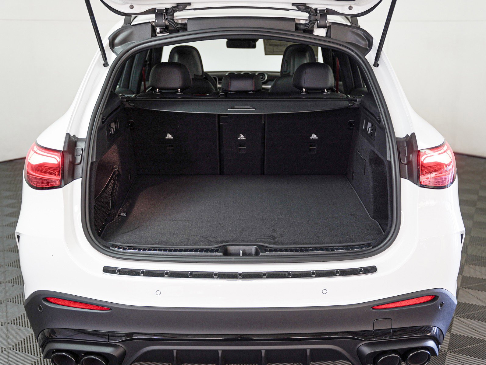 New 2026 Mercedes-Benz GLC 43 AMG 4MATIC image 8